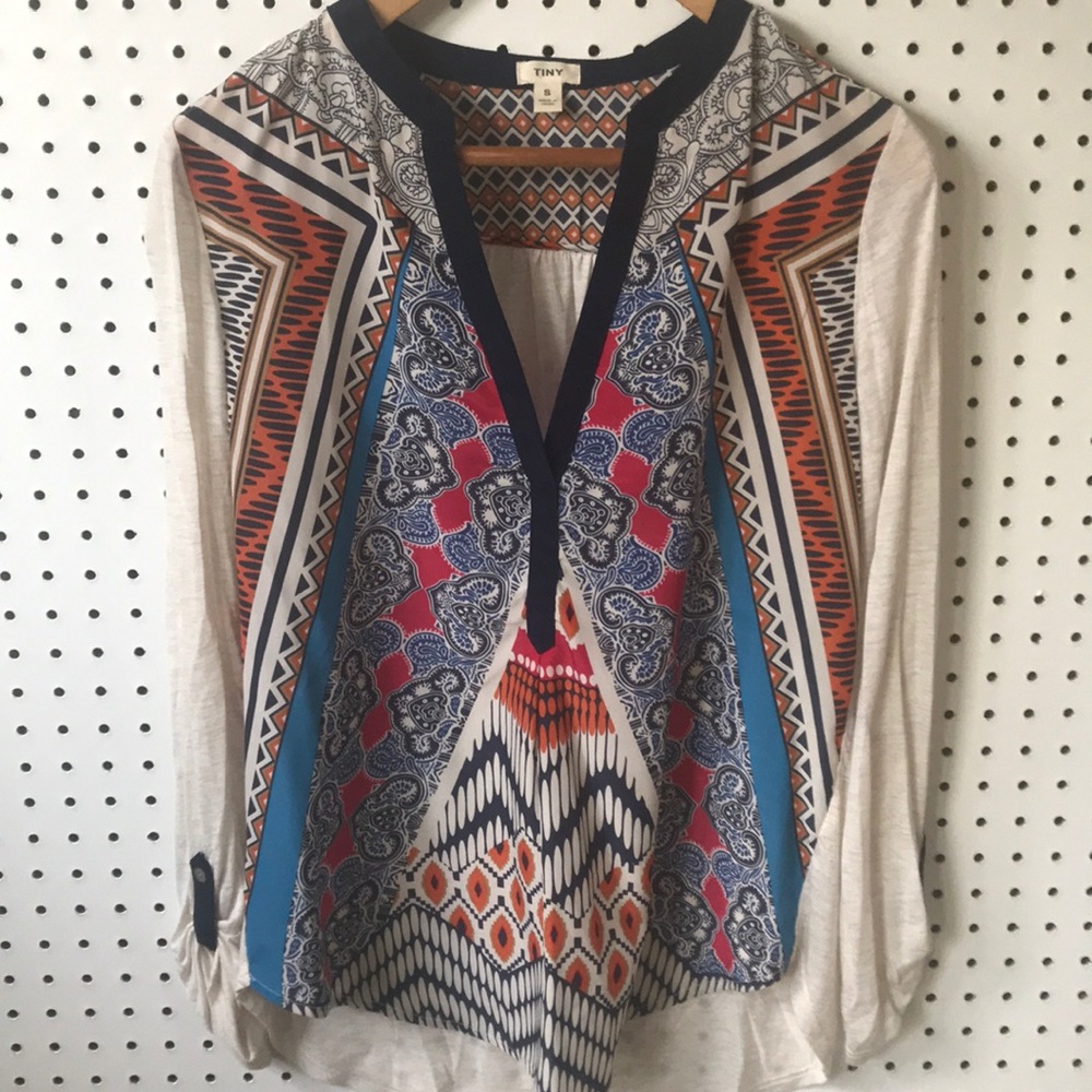 Anthropologie Tiny Pattern Front Top - image 1